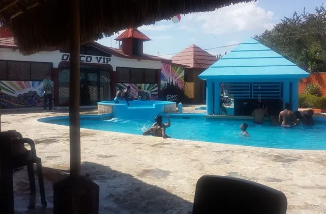 Hotel Isla El Dorado La Romana piscine 2